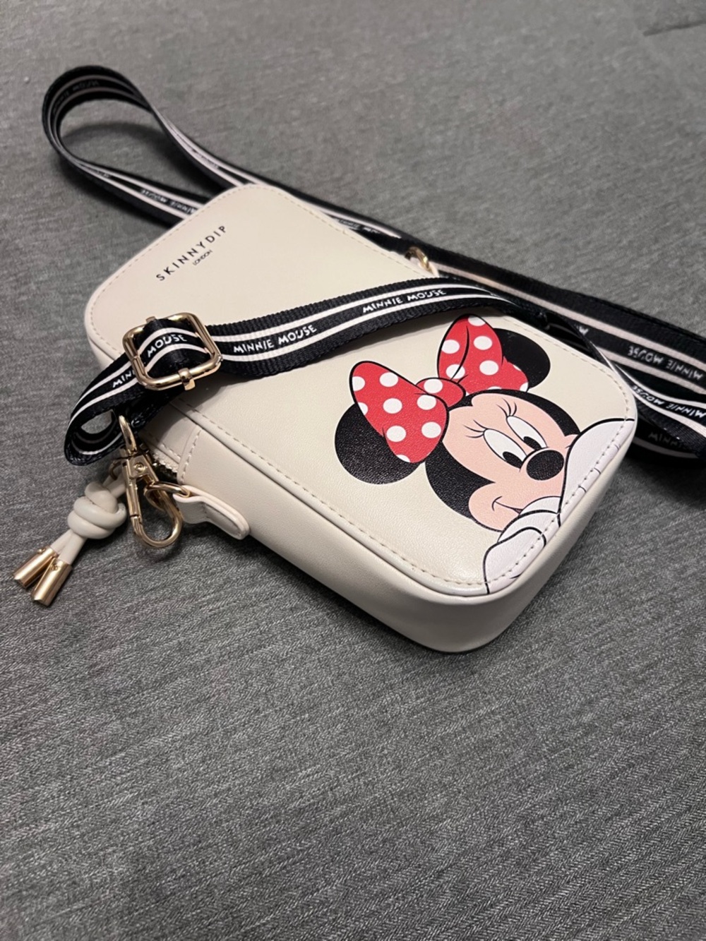 Minnie Mouse Cream Crossbody Bag Skinnydip London